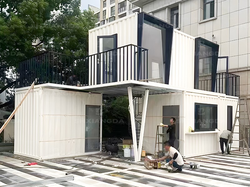 集裝箱移動辦公室園區(qū)特色接待室工作室定制成品集成房屋 集裝箱移動辦公室園區(qū)特色接待室工作室定制成品集成房屋